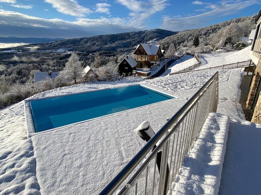 Greim15 --- Ganzes Ferienhaus Mit Fernsicht, Pool, Wellness Deutschlandsberg Bagian luar foto