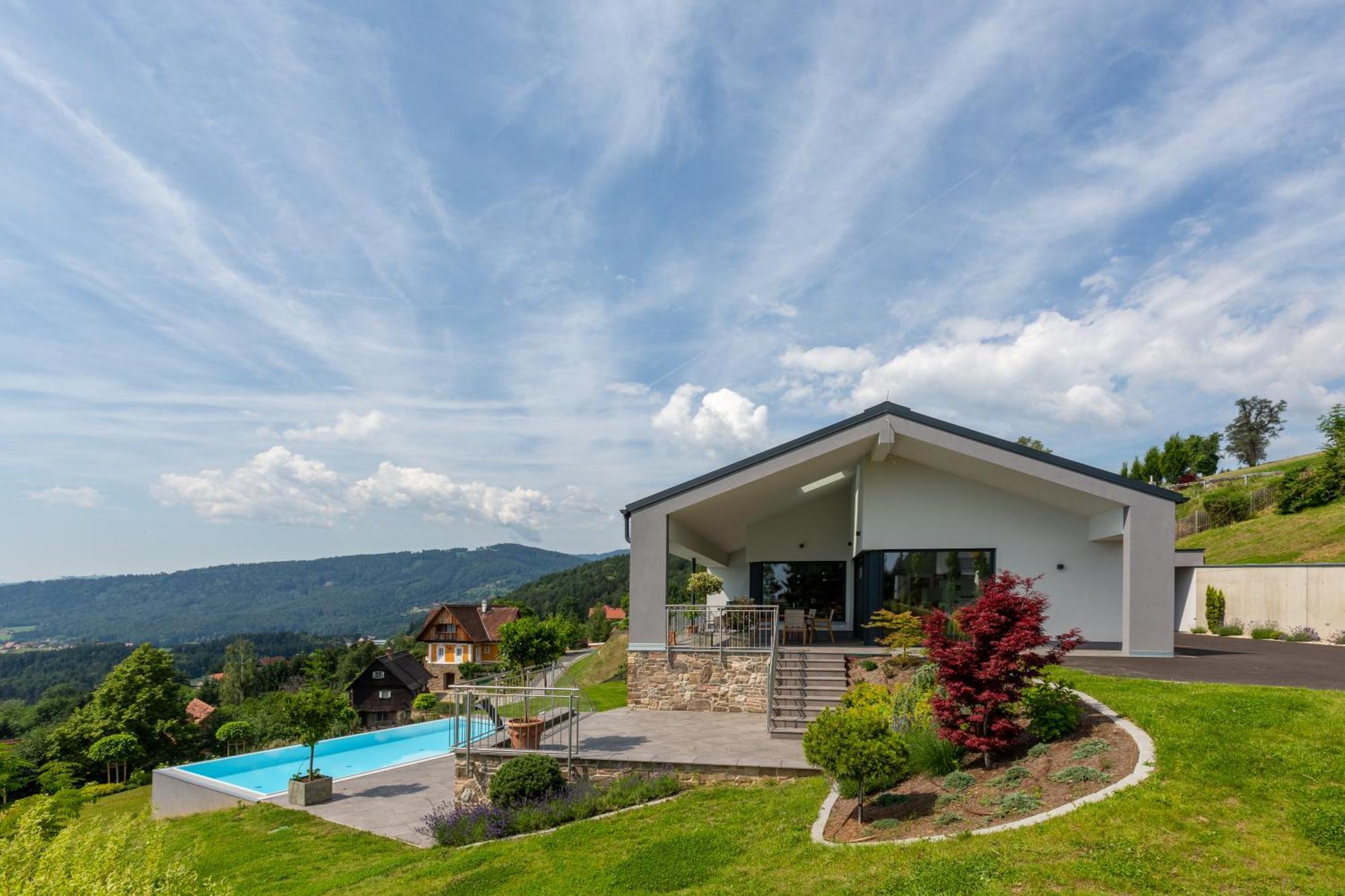 Greim15 --- Ganzes Ferienhaus Mit Fernsicht, Pool, Wellness Deutschlandsberg Bagian luar foto